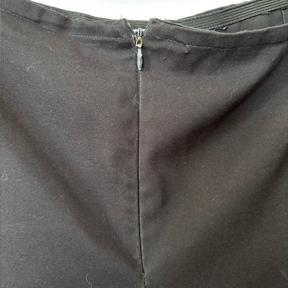 ✨Joseph Ribkoff Pants- Size 10 - Picture 4 of 4